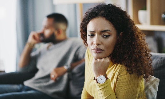 bad financial advisor ignores wife